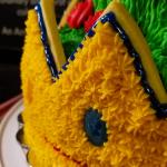 2019-02-23_jcb8mn-jen-bateman-top-hat-crown-decorated-cake3