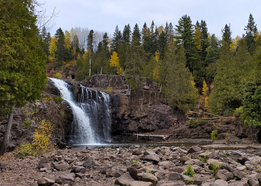 Gooseberry Falls State Park: Lower Falls and River Rocks