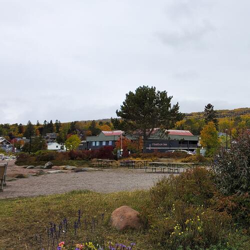 Grand Marais: Harbor Inn