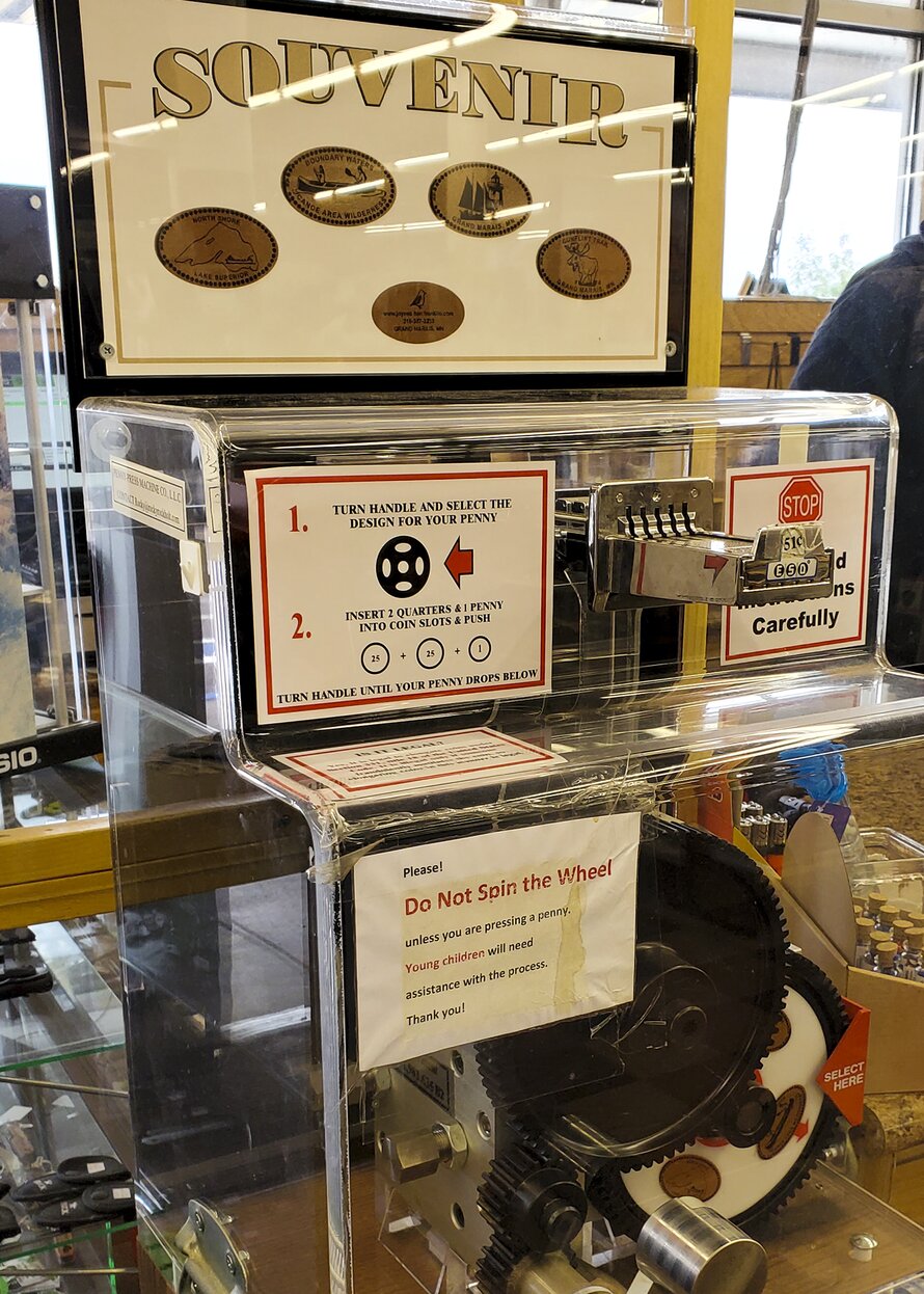 Grand Marais: Souvenir Penny Machine in Ben Franklin