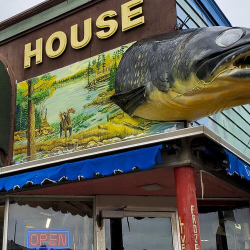 Grand Marais: Beaver House Bait Shop
