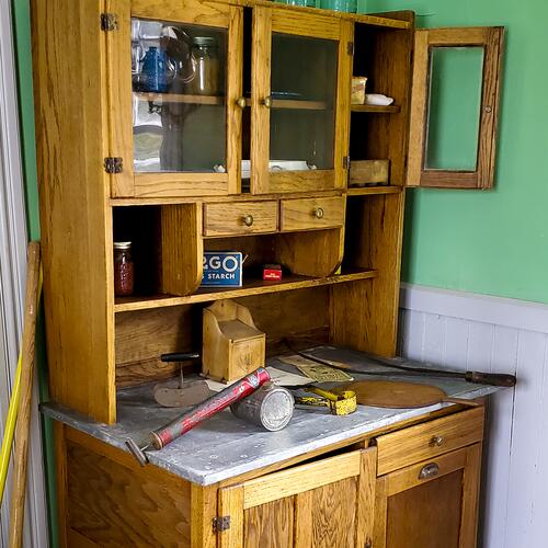 Two Harbors: Lighthouse Assistant's Home Kitchen