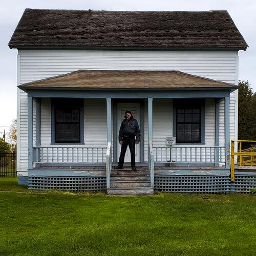 Two Harbors: Lighthouse Assistant's Home