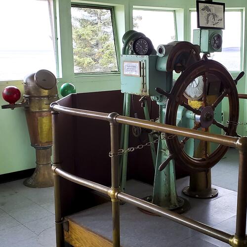 Two Harbors: Frontenack Pilot House Interior